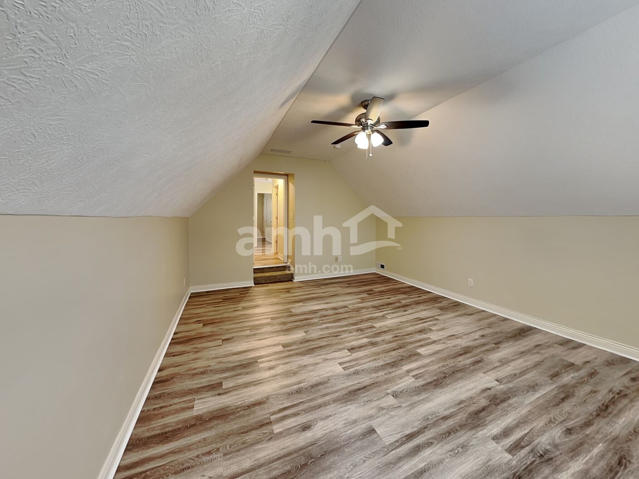 Building Photo - 6213 Womersley Dr
