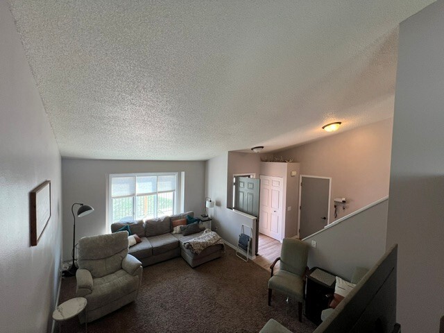 Building Photo - 4222 Range View Ct