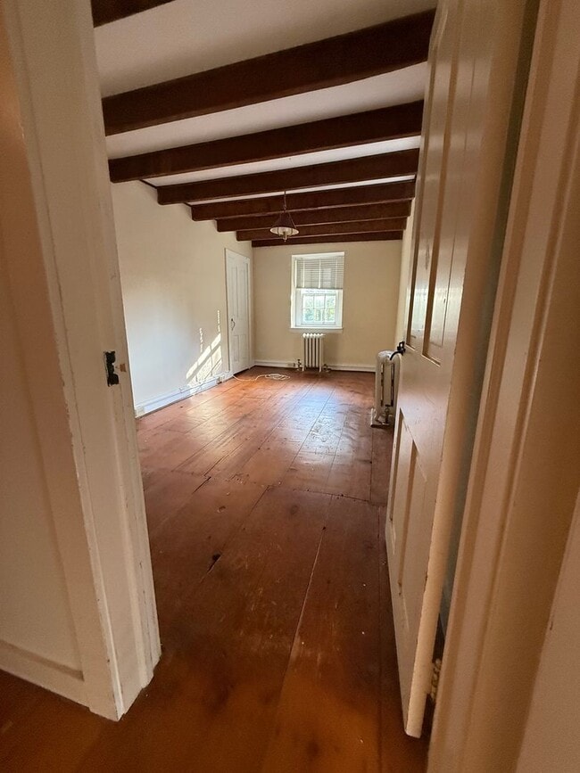Building Photo - Charming Doylestown Modern Farmhouse