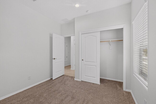 Building Photo - 280 Prism Ave SW