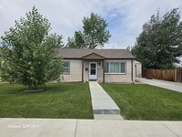 Building Photo - 1906 S Washington St