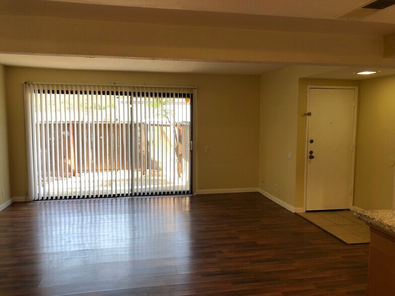 Building Photo - 2266 Denair Ave