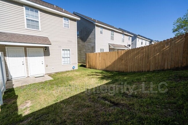 Building Photo - 3314 Sawtooth Dr