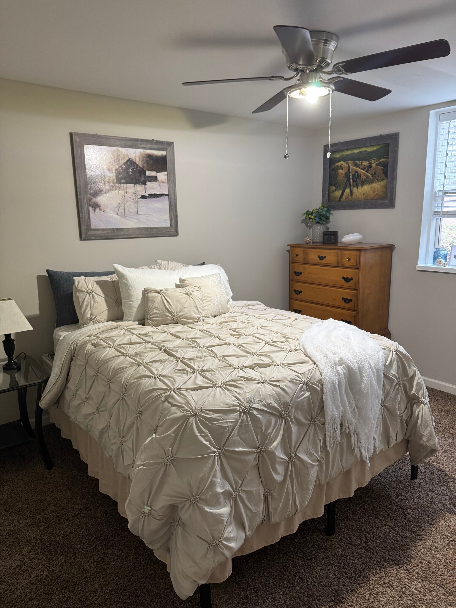 Building Photo - 2312 Azalea Dr