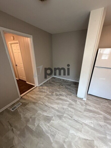 Building Photo - 9819 Bishop Ct