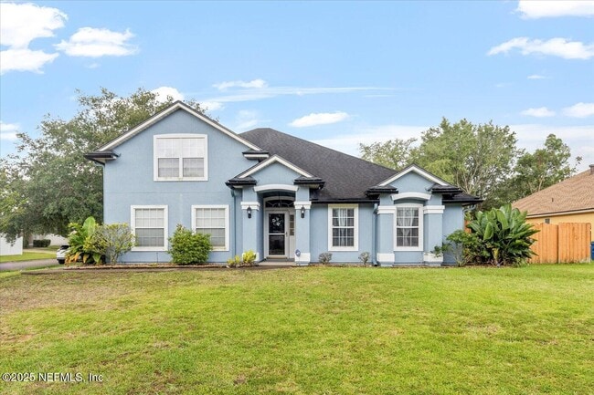 Building Photo - 13705 Fish Eagle Dr W