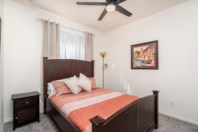 Building Photo - 750 W Torino Pl