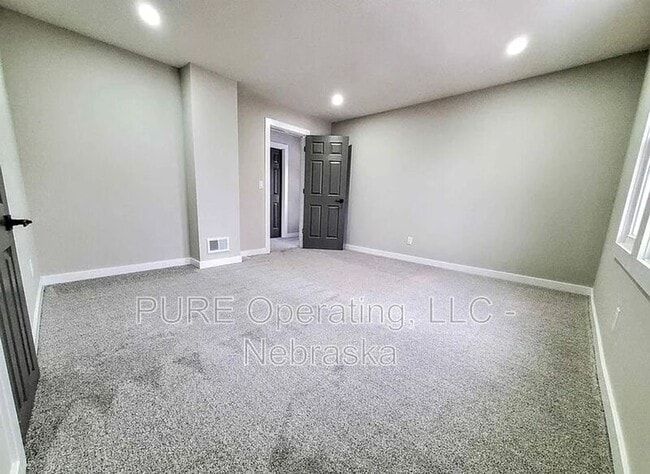 Building Photo - 1402 Dorcas St