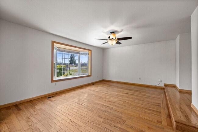 Building Photo - 17916 40th Ave E