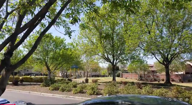 Building Photo - 13255 N 153rd Ln