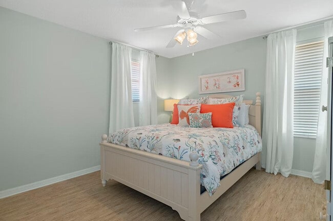 Building Photo - 4 Waterside St