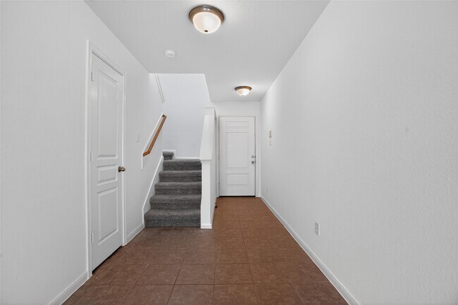 Building Photo - 1618 Grable Cove Ln