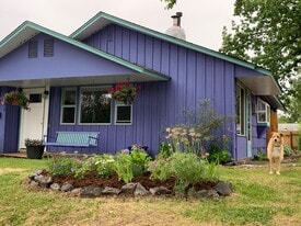 Building Photo - 1728 Aleutian St