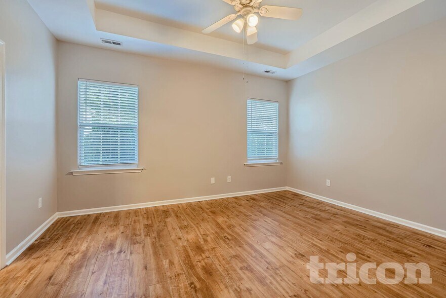 Building Photo - 18430 Train Station Dr