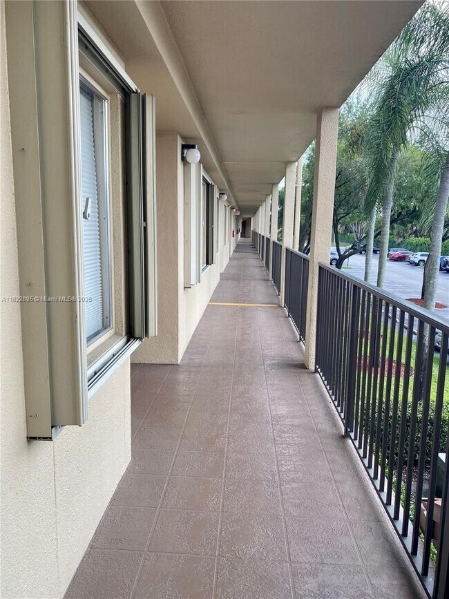 Building Photo - 1301 SW 142nd Ave