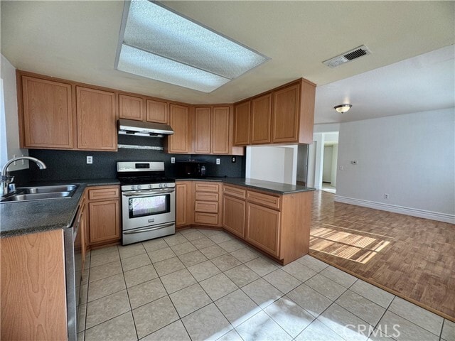 Building Photo - 6738 Wrangler Rd