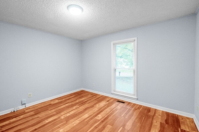 Building Photo - Lovely home in Charlotte