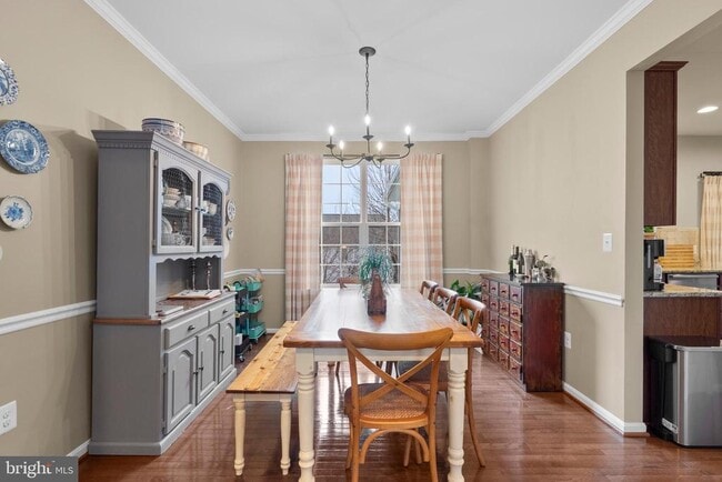 Building Photo - 35507 St James Dr