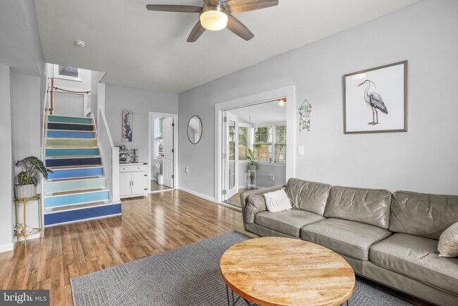 Building Photo - 6032 Melbourne Ave