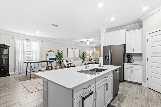 Building Photo - 9890 Red Bay Lp