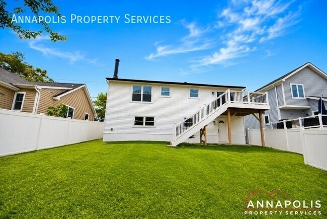 Building Photo - 1003 Tyler Ave