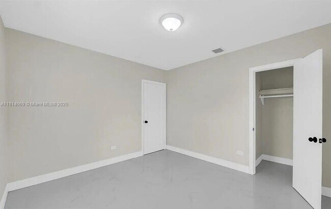 Building Photo - 1732 NW 80th St
