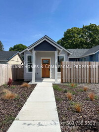 Building Photo - 392 NE 91st Ave
