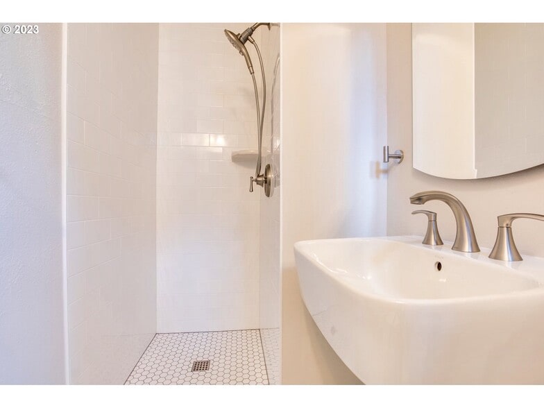 Updated Bathroom - 9426 N Edison St
