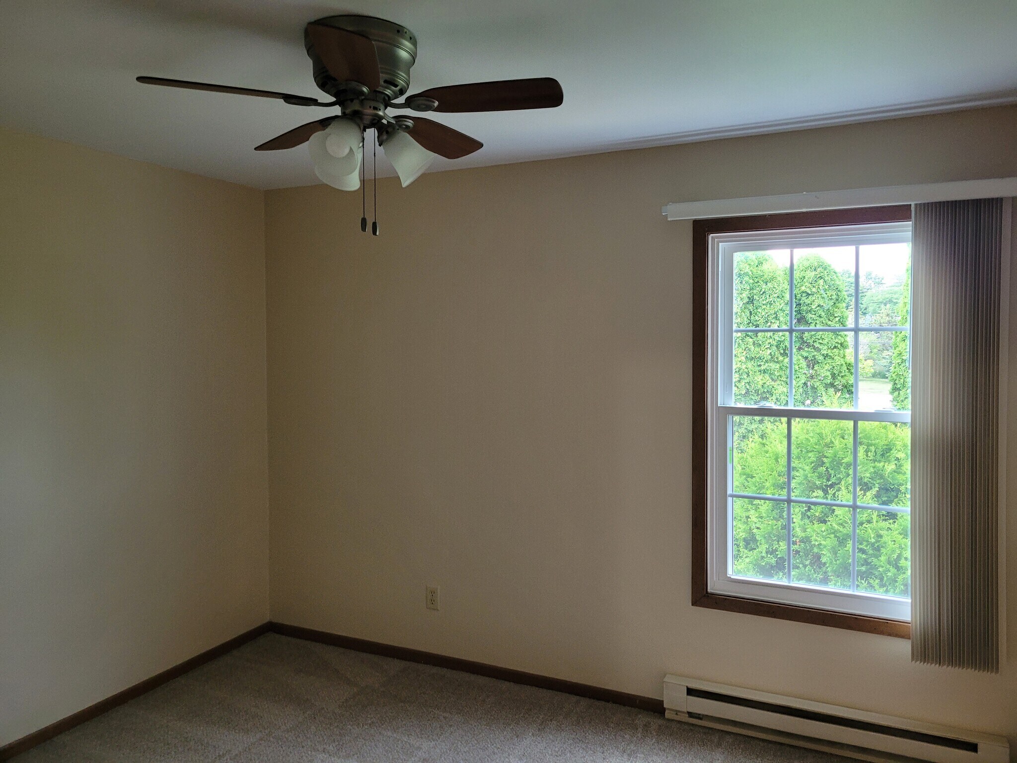 Building Photo - 2022 Sylvan Way