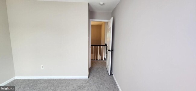 Building Photo - 3145 Elmmede Rd