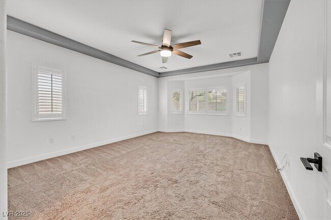 Building Photo - 913 Hickory Park St