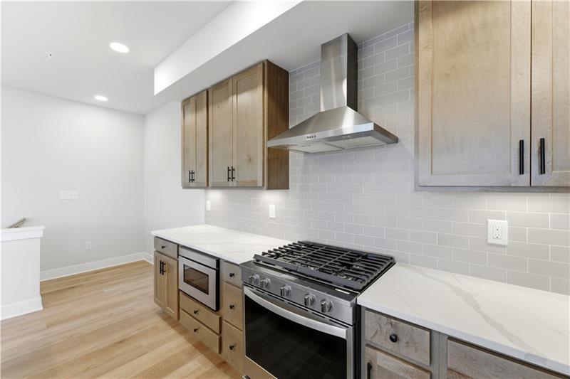 Building Photo - 227 Oliver Way