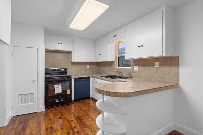 Building Photo - 403 Blackson Ave