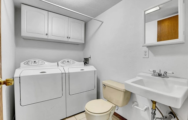 Building Photo - 13270 W 65th Ave