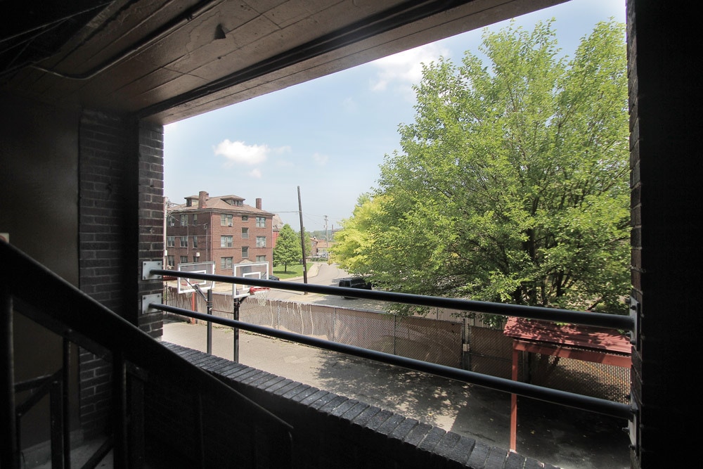 Building Photo - 505 South Ave