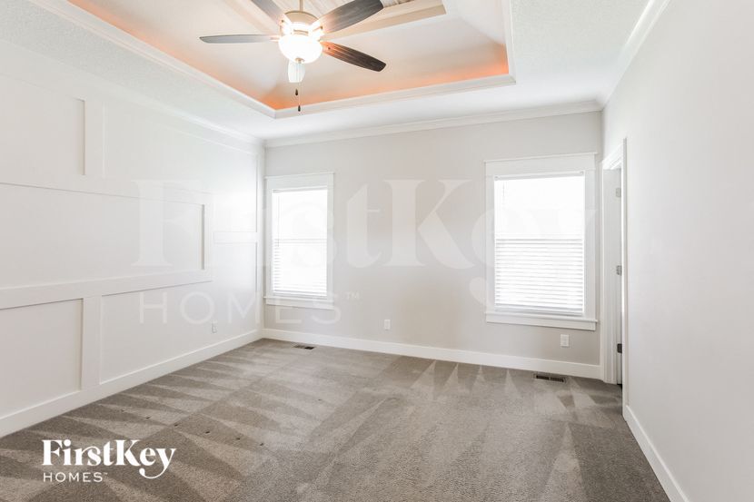 Building Photo - 13810 NW 73rd St