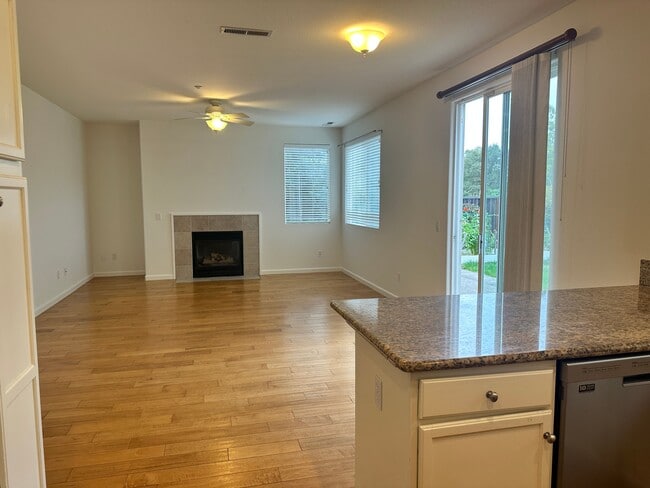 Building Photo - 1708 Spur Ridge Ln