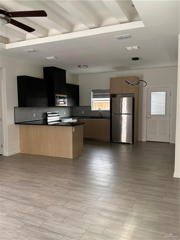 Building Photo - 15 Ventura Ave