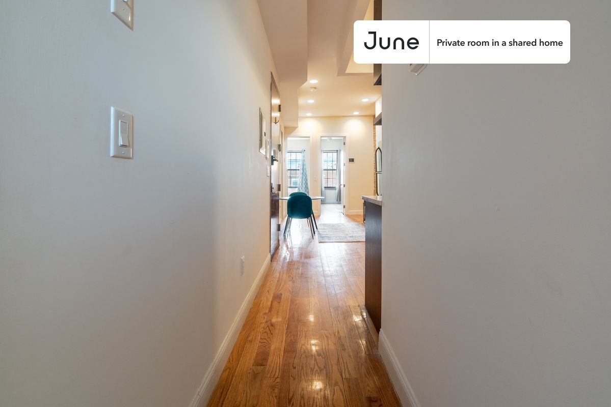 Building Photo - Room in Shared 3 bed/2 bath home in Bushwick