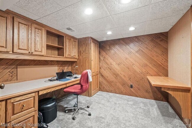 Building Photo - 1109 Ivyglen Cir
