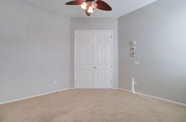 Building Photo - 4120 E Donato Dr