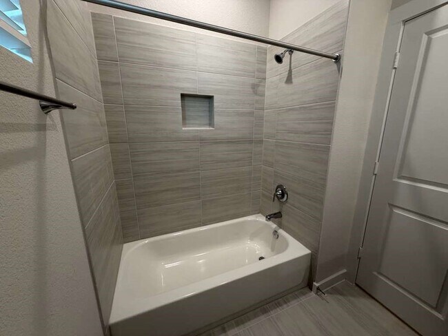 Building Photo - 11239 Peacock Flower St