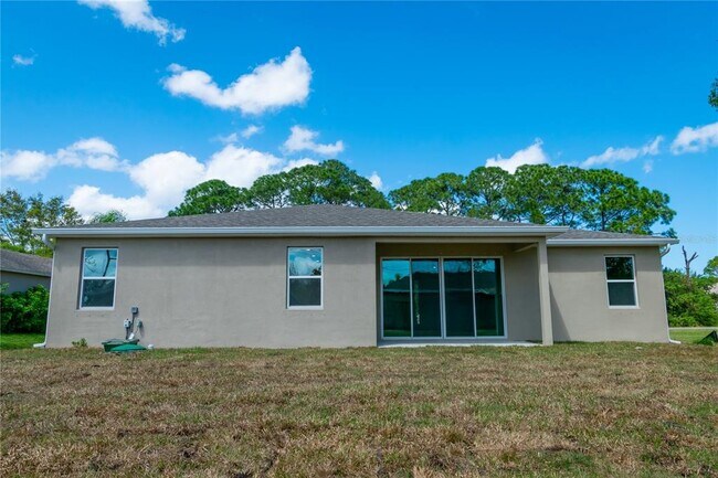 Building Photo - 1348 Palau St SE