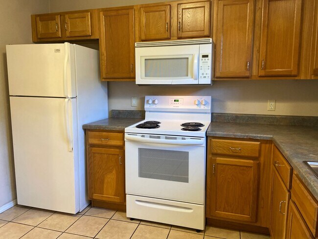 Building Photo - Condominium in Academy Commons