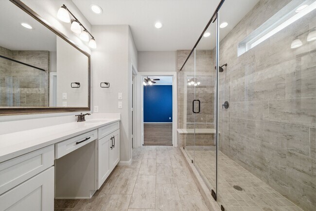 Building Photo - 10009 Granary Dr