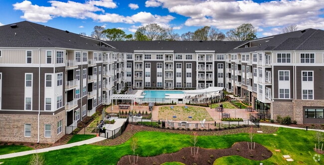 Building Photo - Montage at Marquis Hills