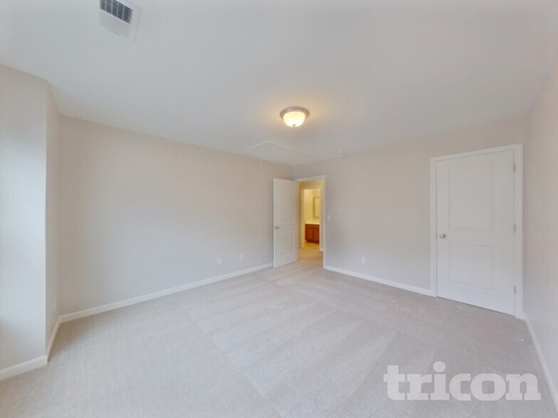 Building Photo - 137 Misty Dew Ln
