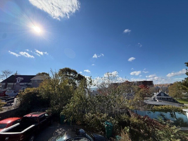 Primary Photo - 14 Amity St