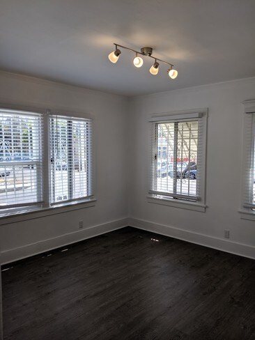 Master bdrm - 603 Rosemont Ave