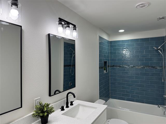 Building Photo - 310 Sunset Ct